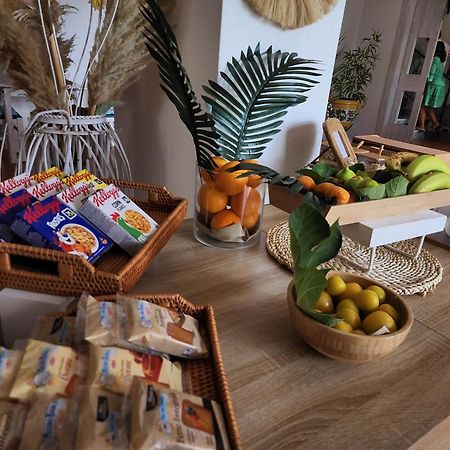 Villa Bina Sea Hotel Sant'Angelo  المظهر الخارجي الصورة