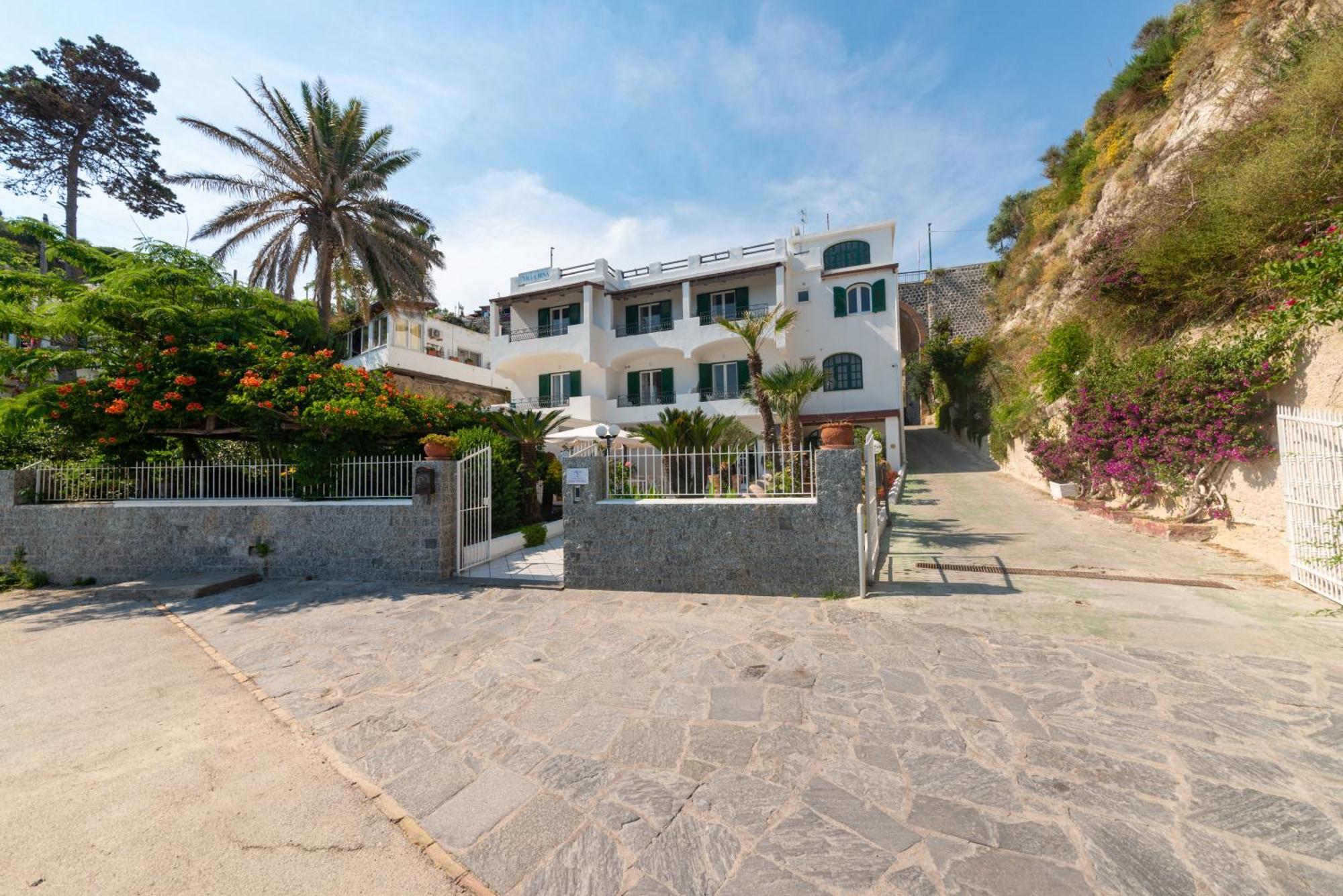 Villa Bina Sea Hotel Sant'Angelo  المظهر الخارجي الصورة